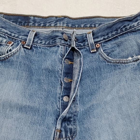 VINTAGE Levi's 501 Distressed High Rise Loose Fit Button-Fly Boyfriend Jeans - Picture 8 of 14